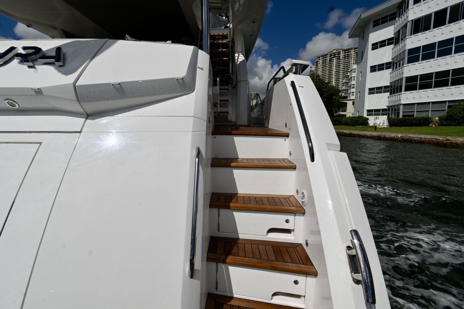 CAESURA 76ft Sunseeker Yacht For Sale