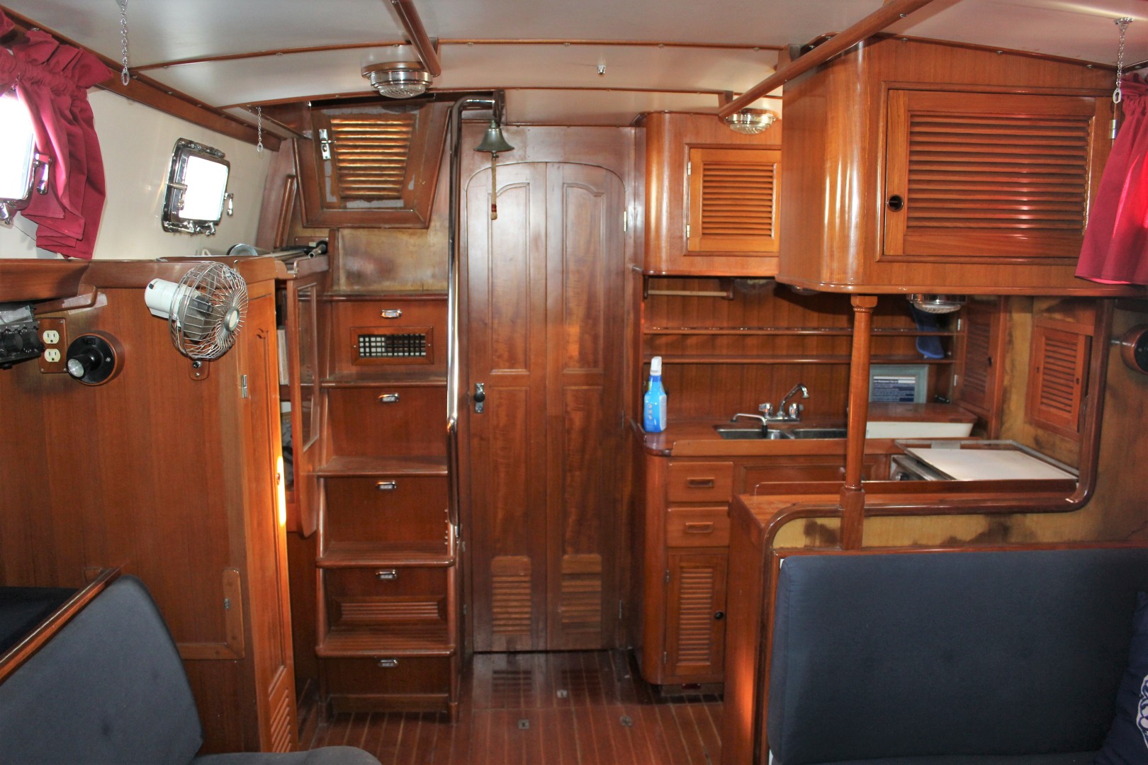 43' 1983 Mason | Tampa Yacht Sales