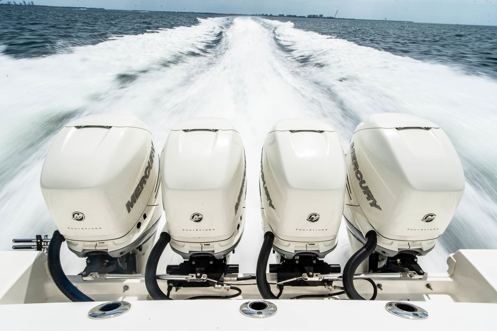 Boston Whaler 42 - Lady G - Engines
