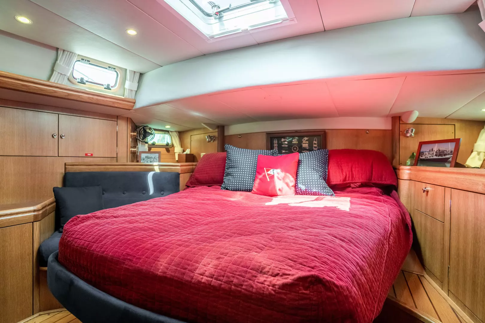 Oyster  Yacht For Sale