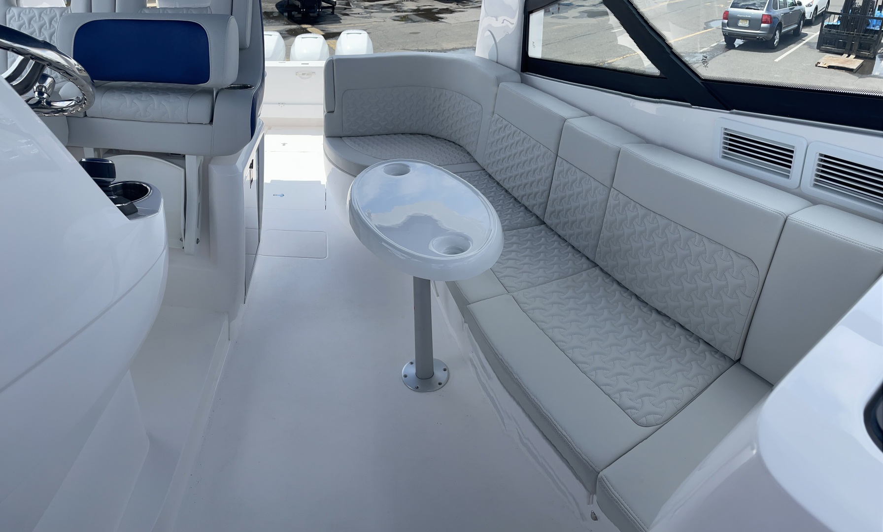 2022 Intrepid 438 Evolution for sale