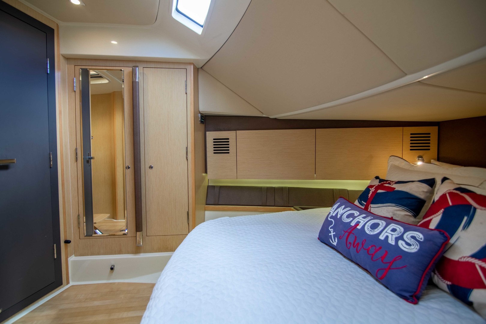 CChris-Craft 38 - Nauti Love