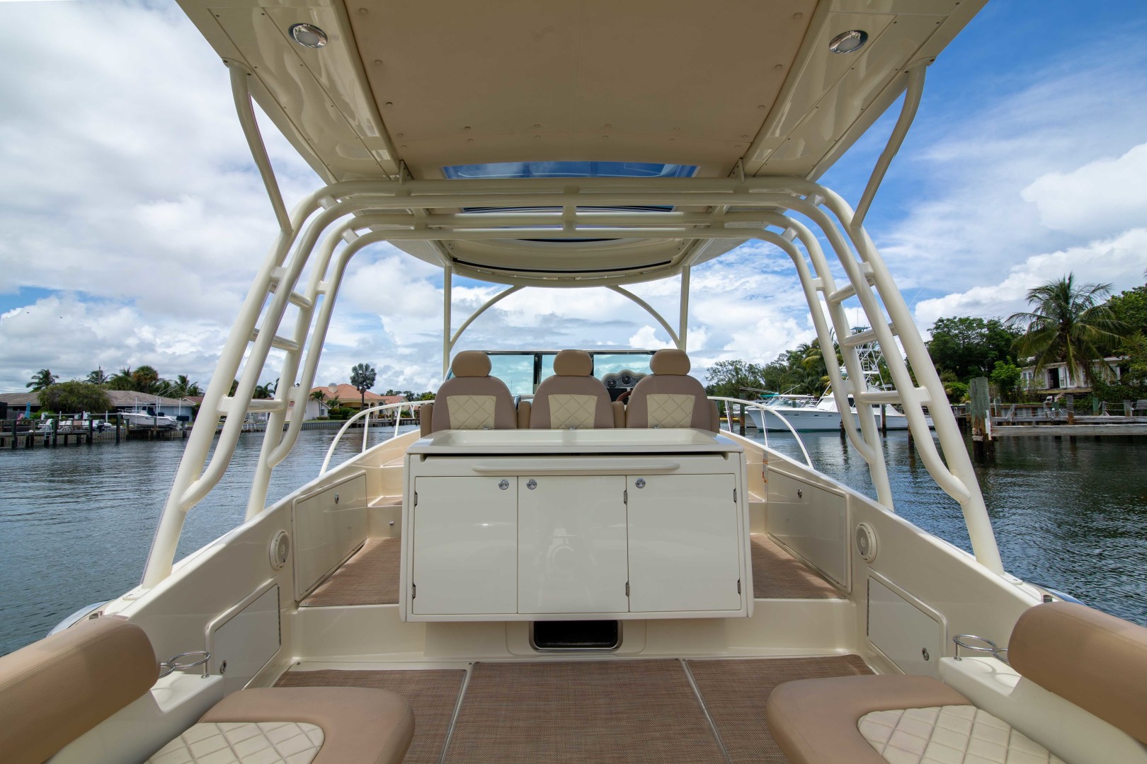 Chris-Craft 38 - Nauti Love