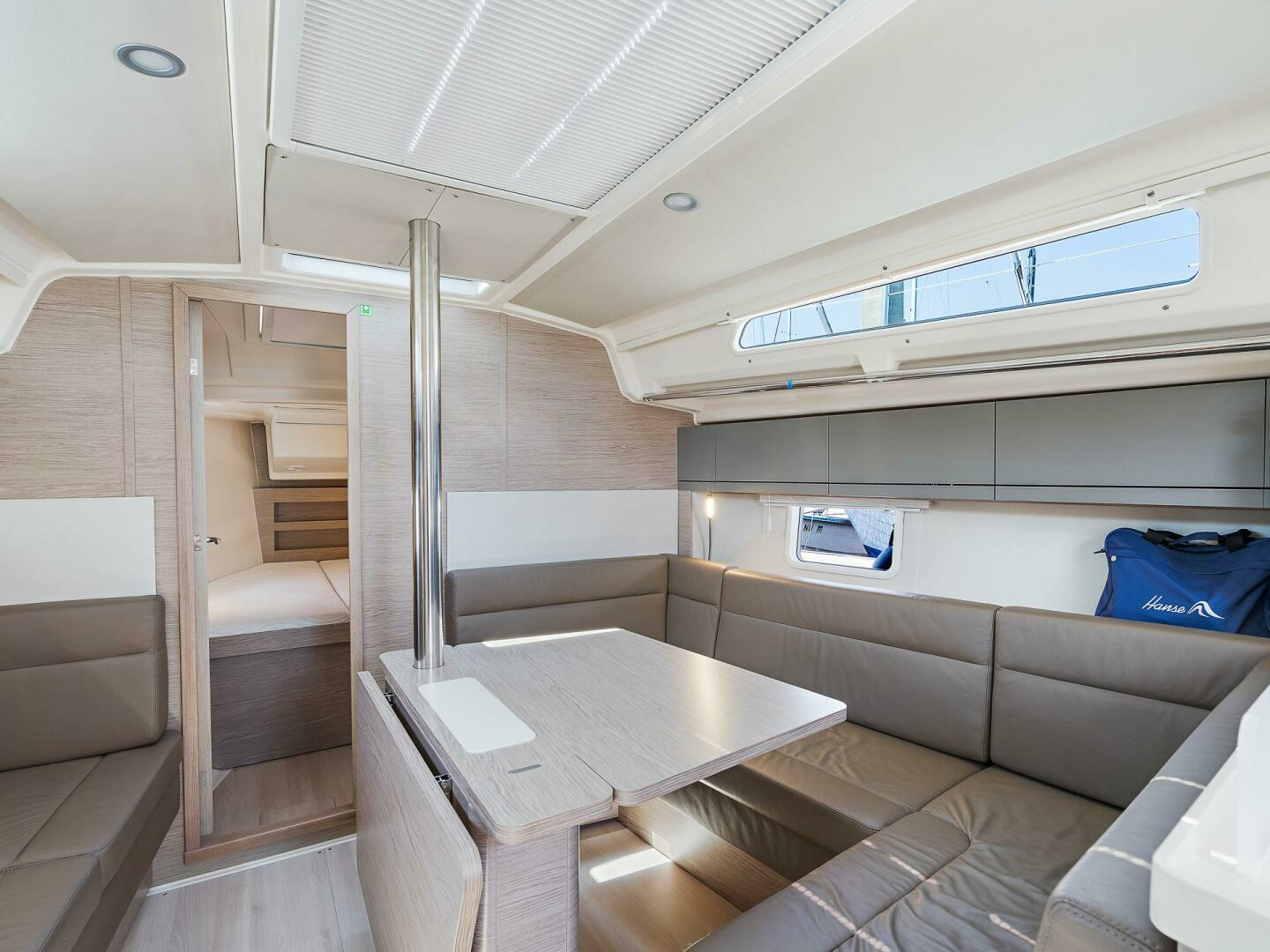 Hanse 388 Yacht For Sale