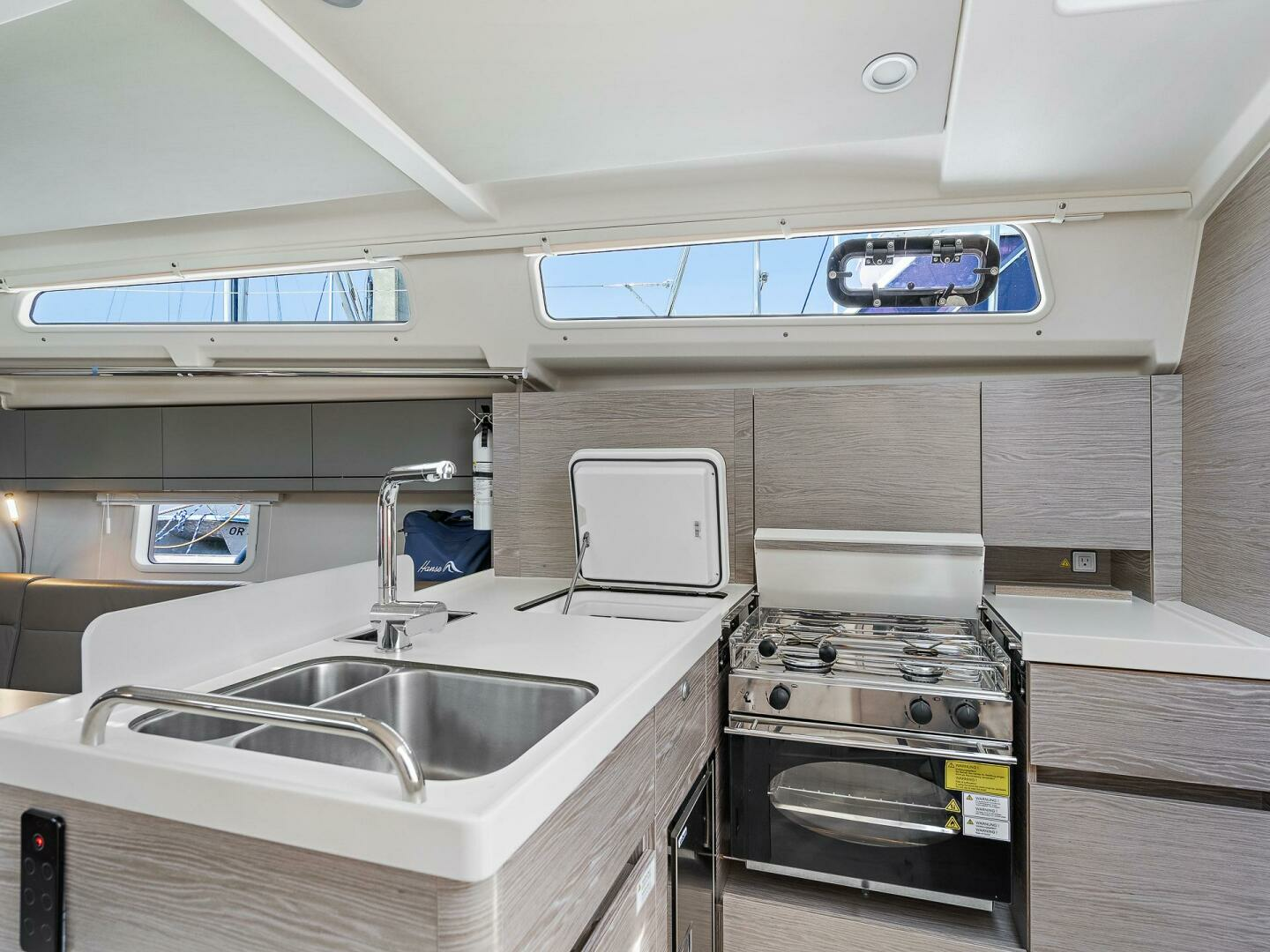 Hanse 388 Yacht For Sale