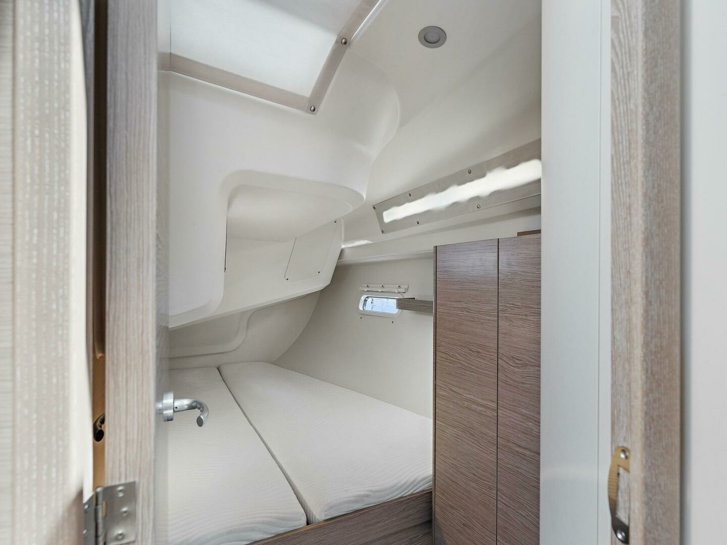 Hanse 388 Yacht For Sale