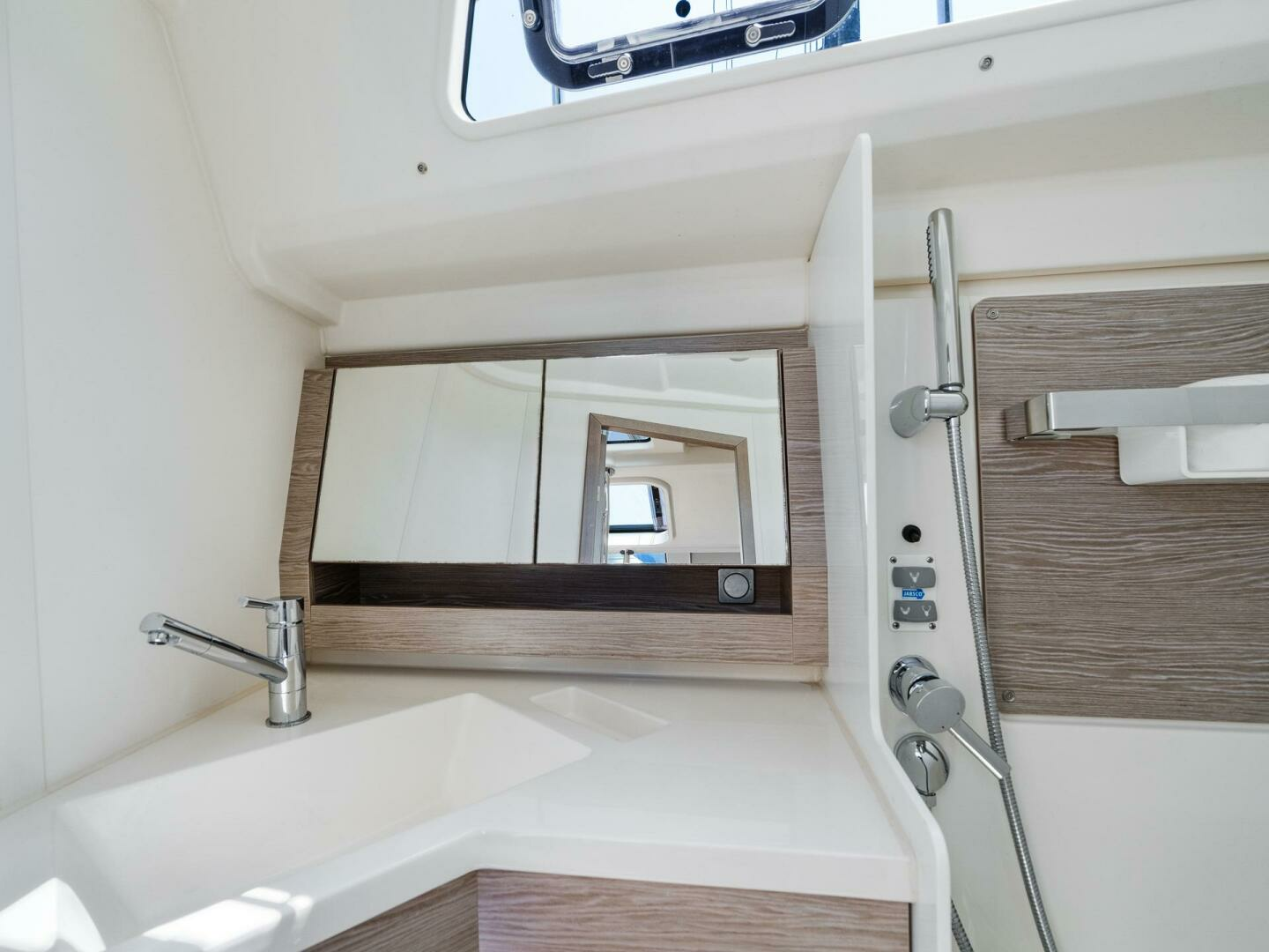 Hanse 388 Yacht For Sale