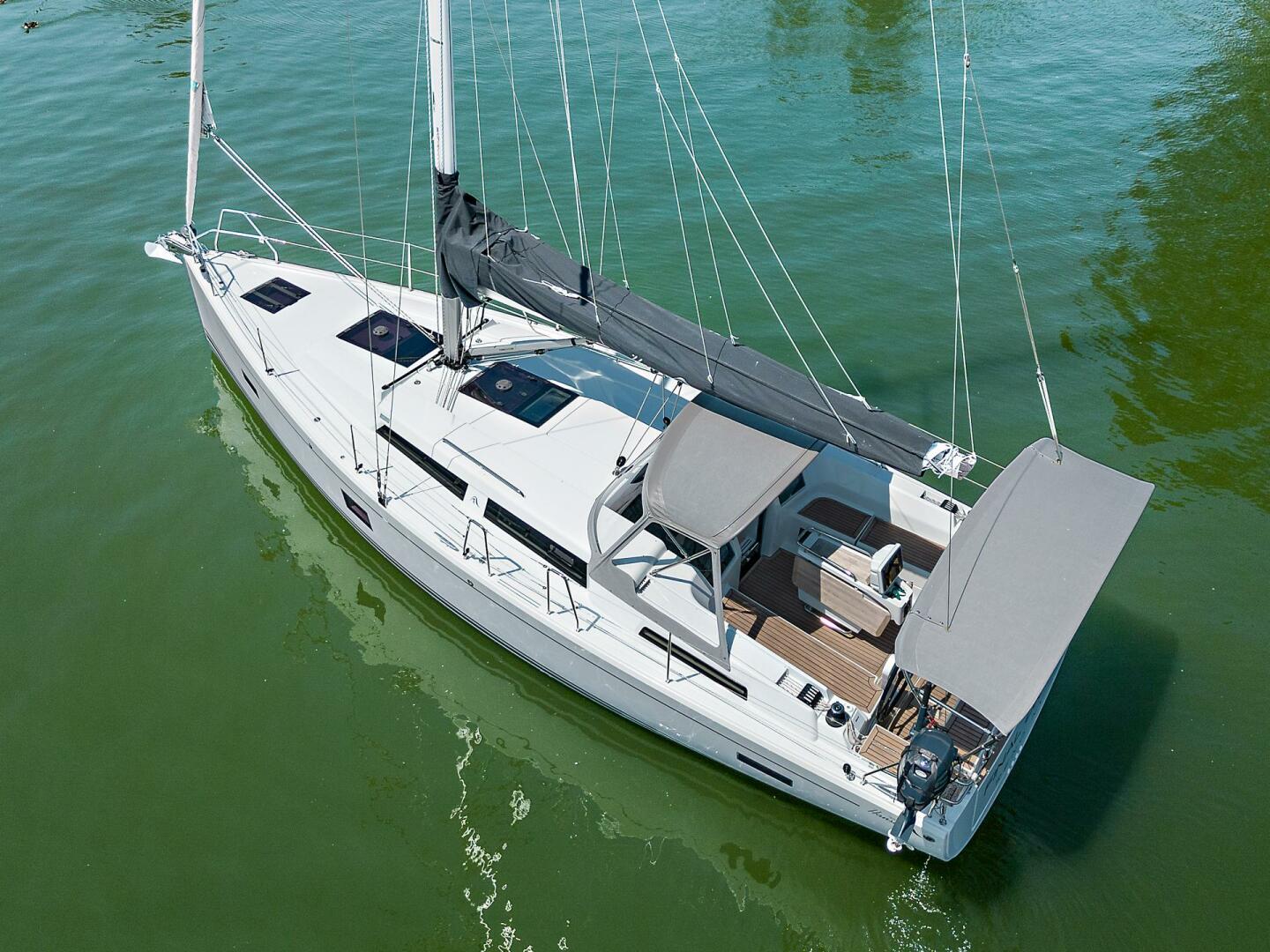 Final Draft 38ft Hanse Yacht For Sale