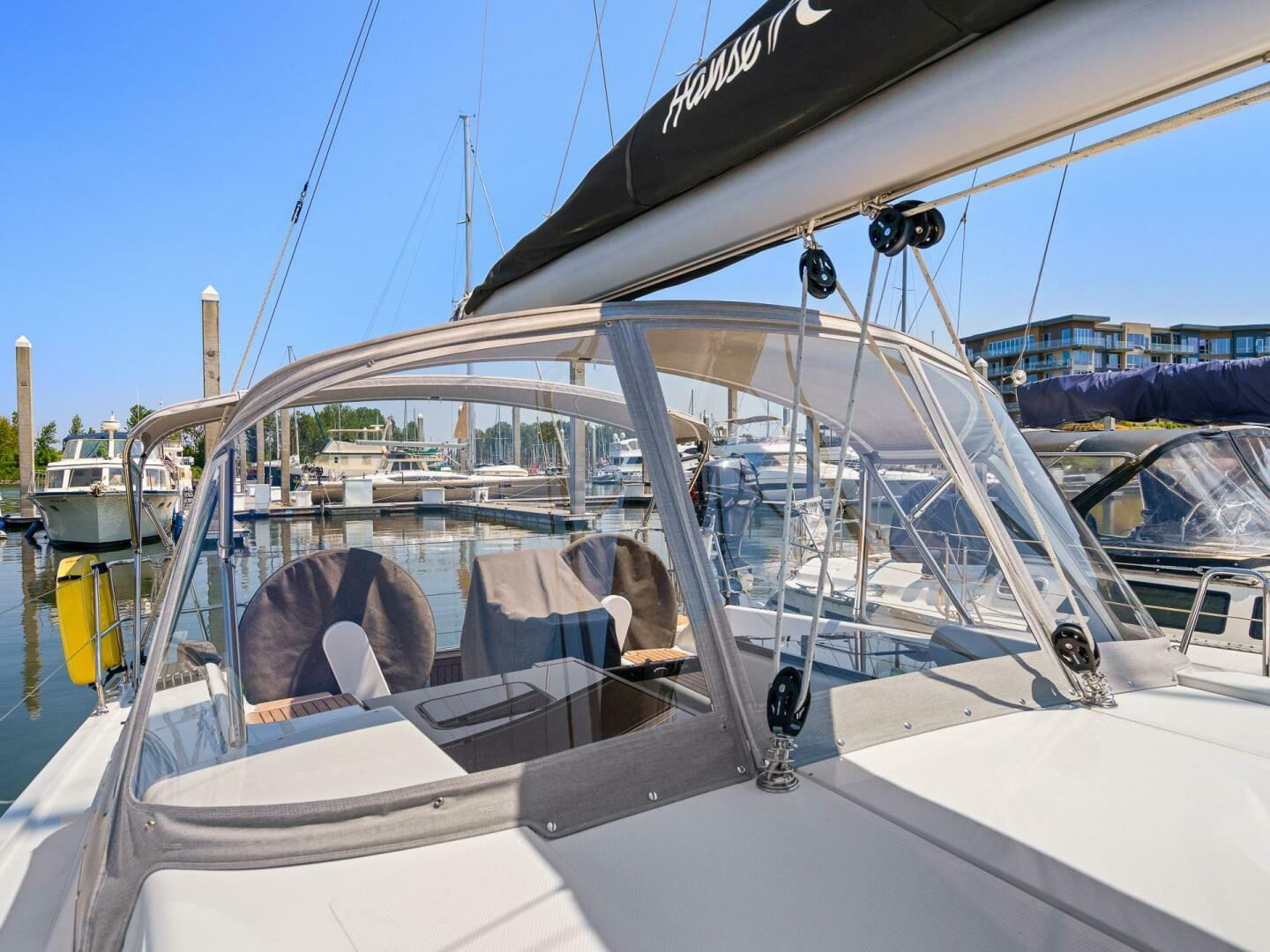 Hanse 388 Yacht For Sale