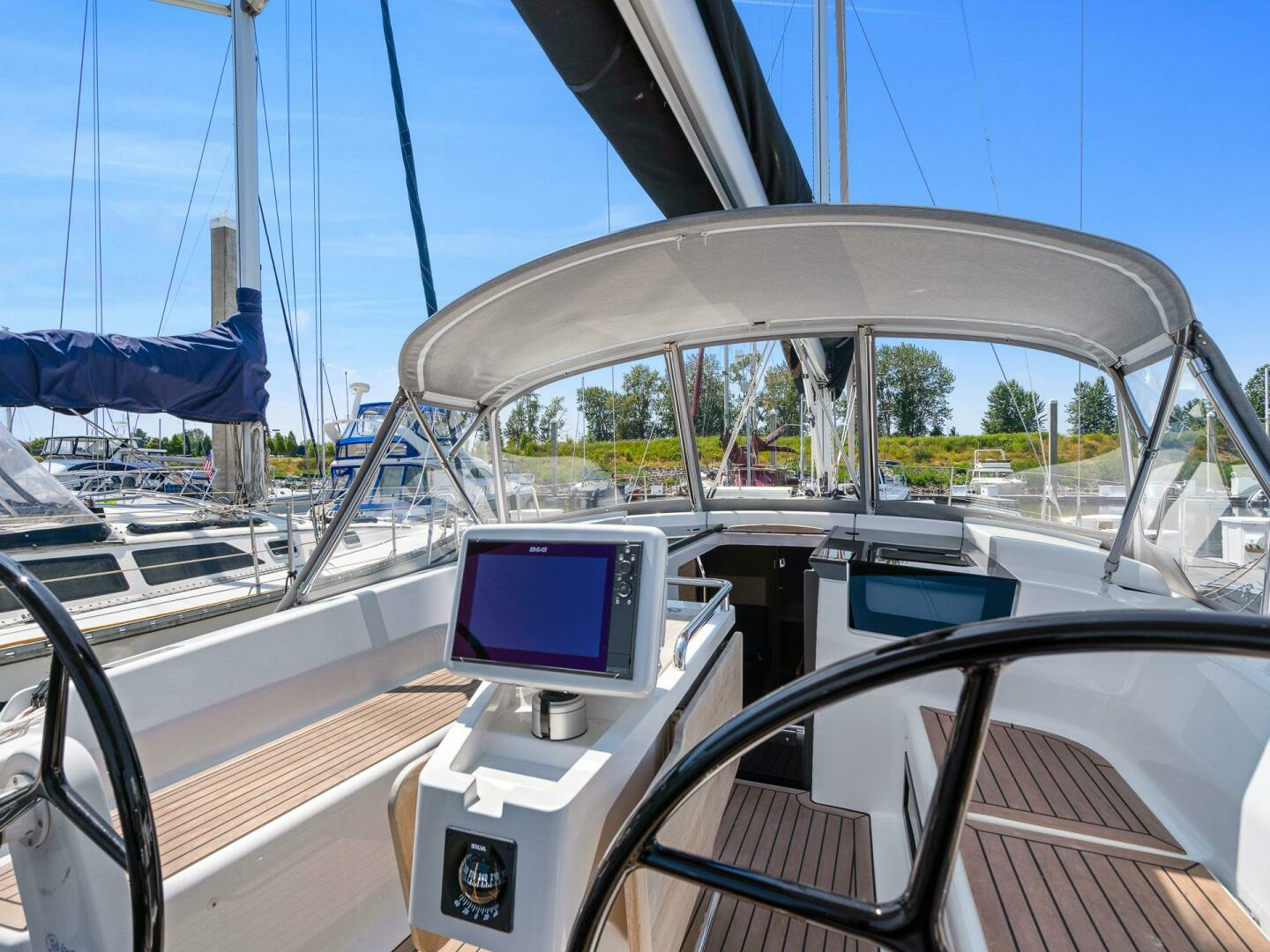 Hanse 388 Yacht For Sale