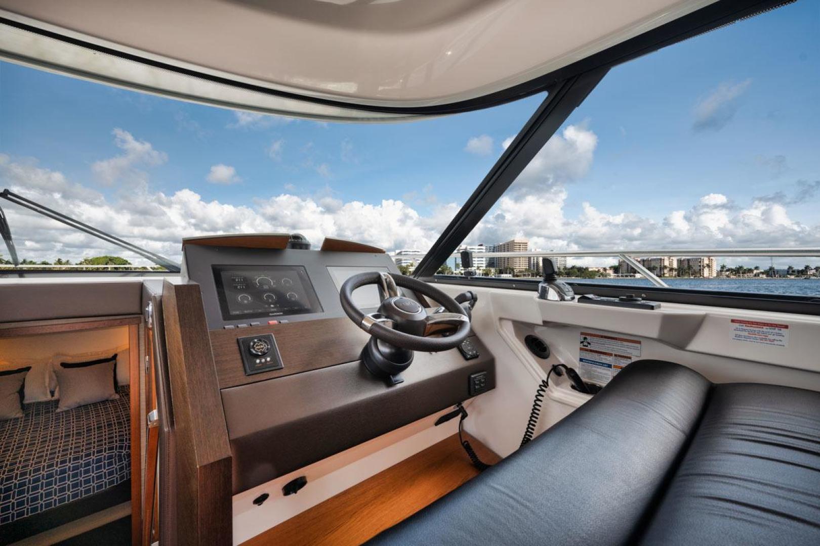 Tiara 44 - Blue Skies - interior