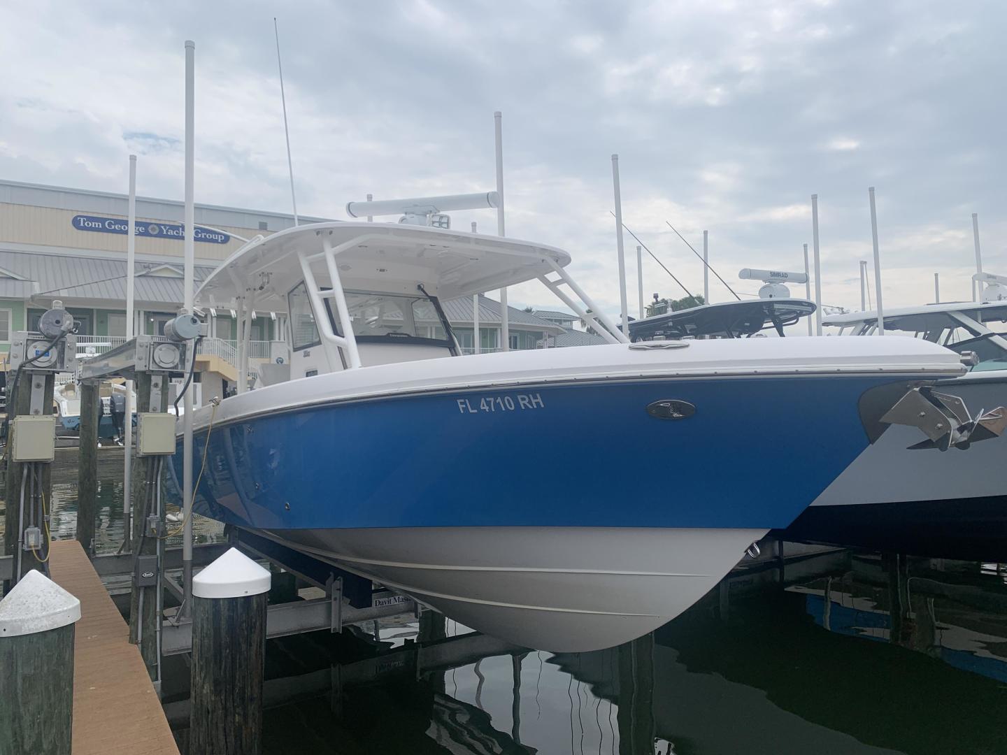 35ft Everglades Yacht For Sale