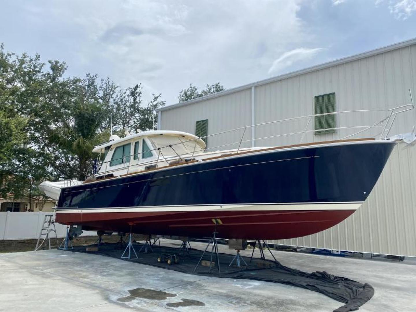 Sabre 48 - Shadowfax - Exterior Profile