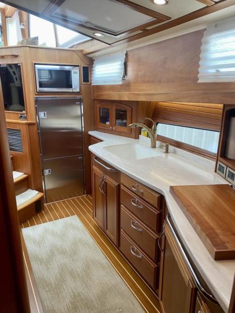 Sabre 48 - Shadowfax - Galley