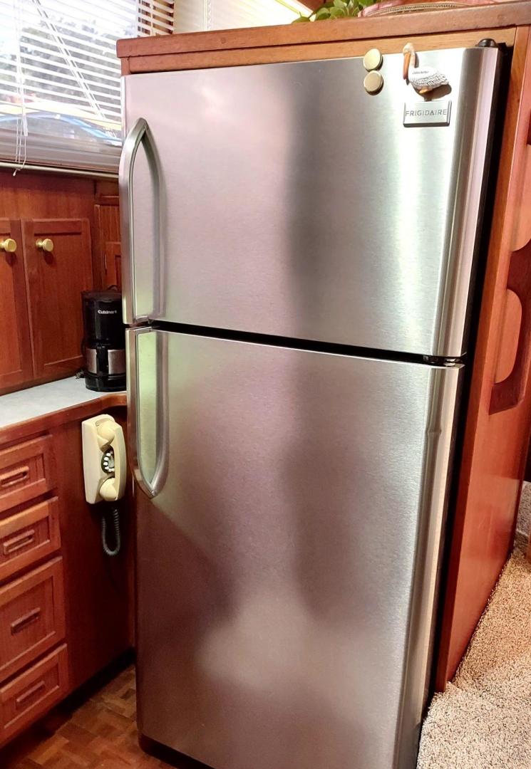 Picure of ELEANOR GRACE