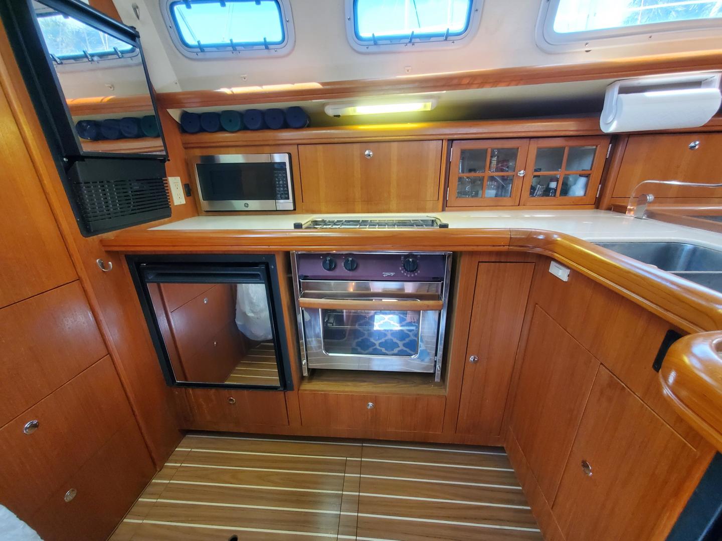 44ft Hunter Yacht For Sale
