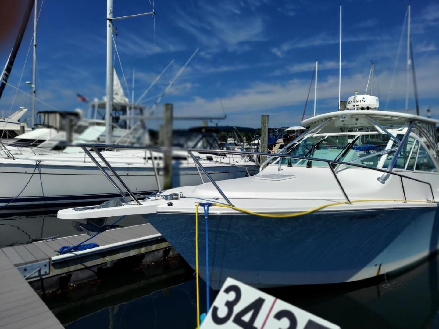 2010 Regulator 30 ' Express Yacht For Sale SI Yachts