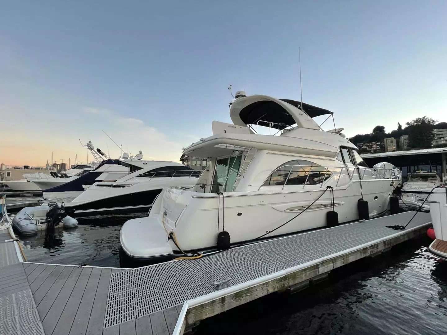 Meridian  Yacht For Sale