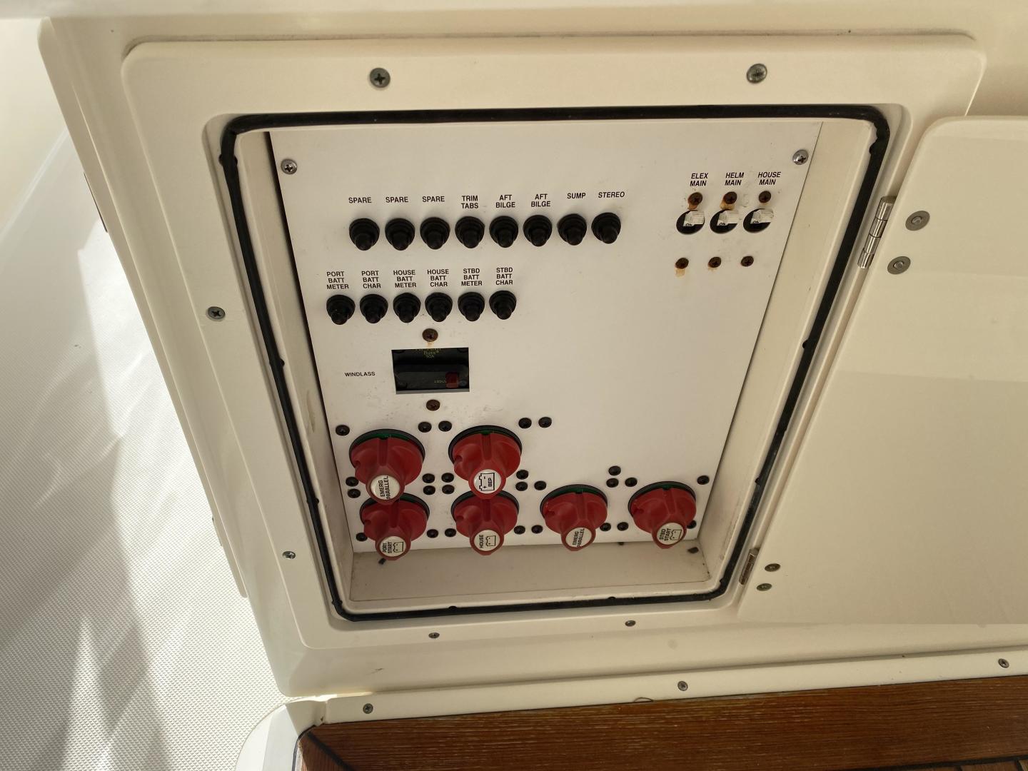 2006 Pursuit 34 Drummond Island Runner Yacht For Sale No Name SI Yachts