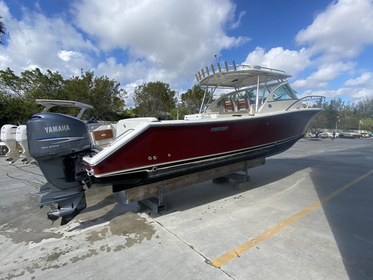 2006 Pursuit 34 Drummond Island Runner Yacht For Sale No Name SI Yachts