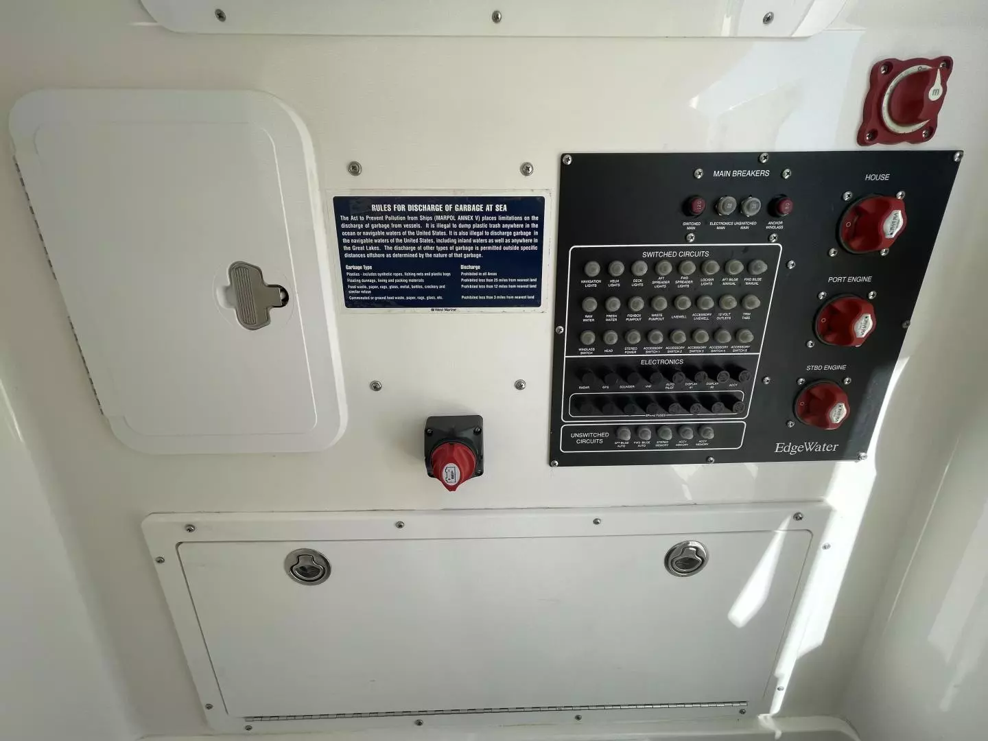 VITAMIN S E A  31ft Edgewater Yacht For Sale VITAMIN S E A  31ft Edgewater Yacht For Sale