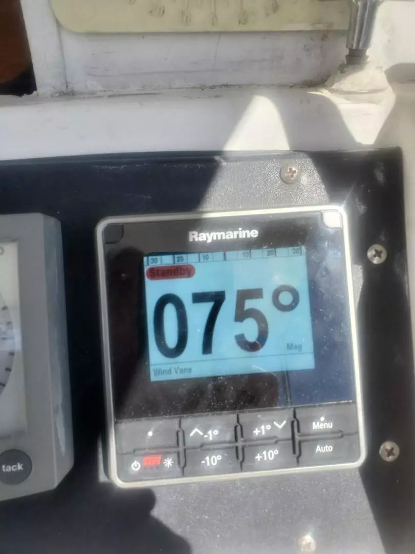 JOLI SPOT 34ft Gemini Yacht For Sale JOLI SPOT 34ft Gemini Yacht For Sale