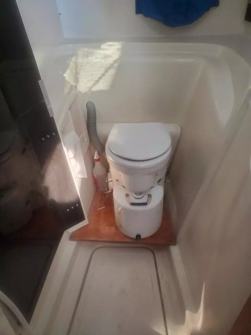 JOLI SPOT 34ft Gemini Yacht For Sale JOLI SPOT 34ft Gemini Yacht For Sale