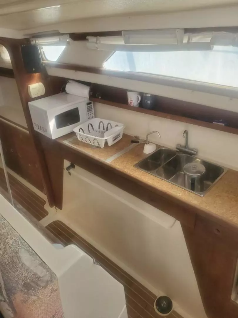 JOLI SPOT 34ft Gemini Yacht For Sale JOLI SPOT 34ft Gemini Yacht For Sale