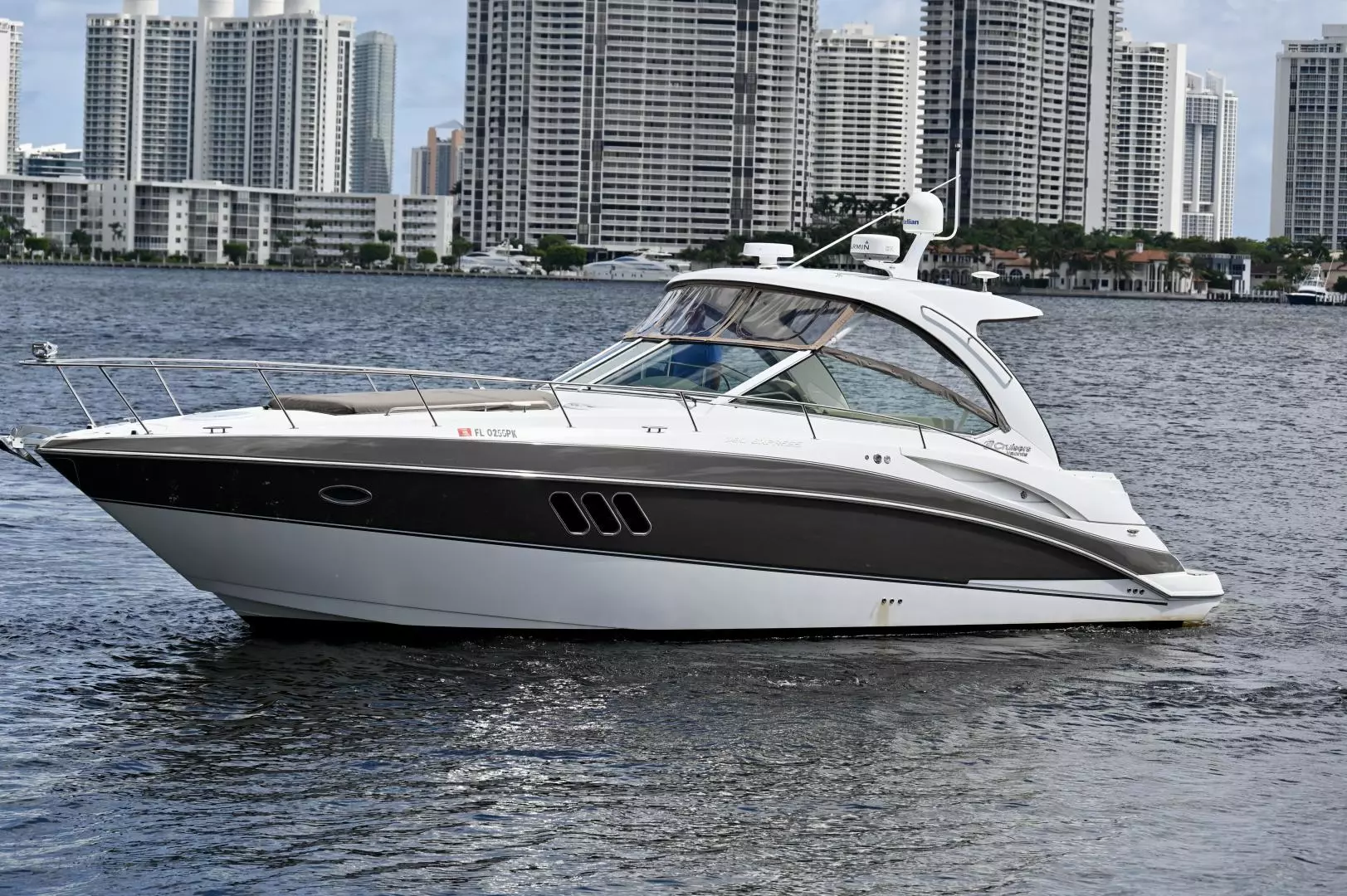 2012 Cruisers Yachts 380, photo 1 of 1