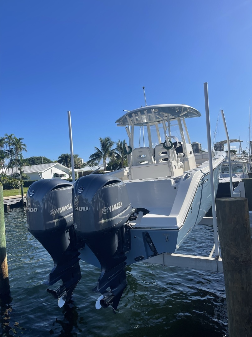 30ft Cobia Yacht For Sale