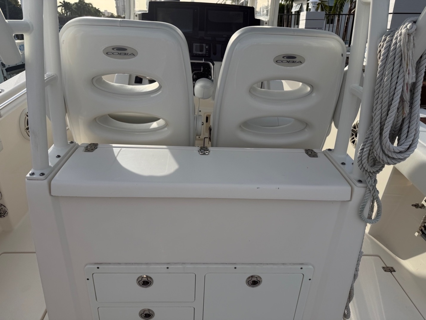 30ft Cobia Yacht For Sale