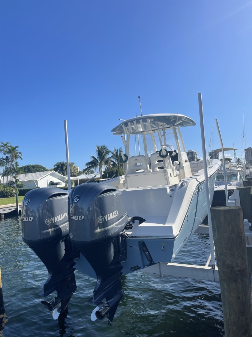 30ft Cobia Yacht For Sale