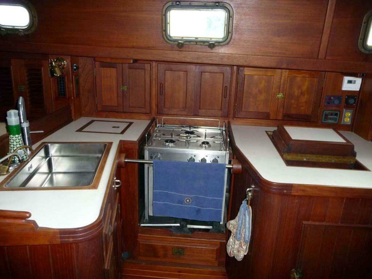 AMARYLLIS 43ft Shannon Yacht For Sale