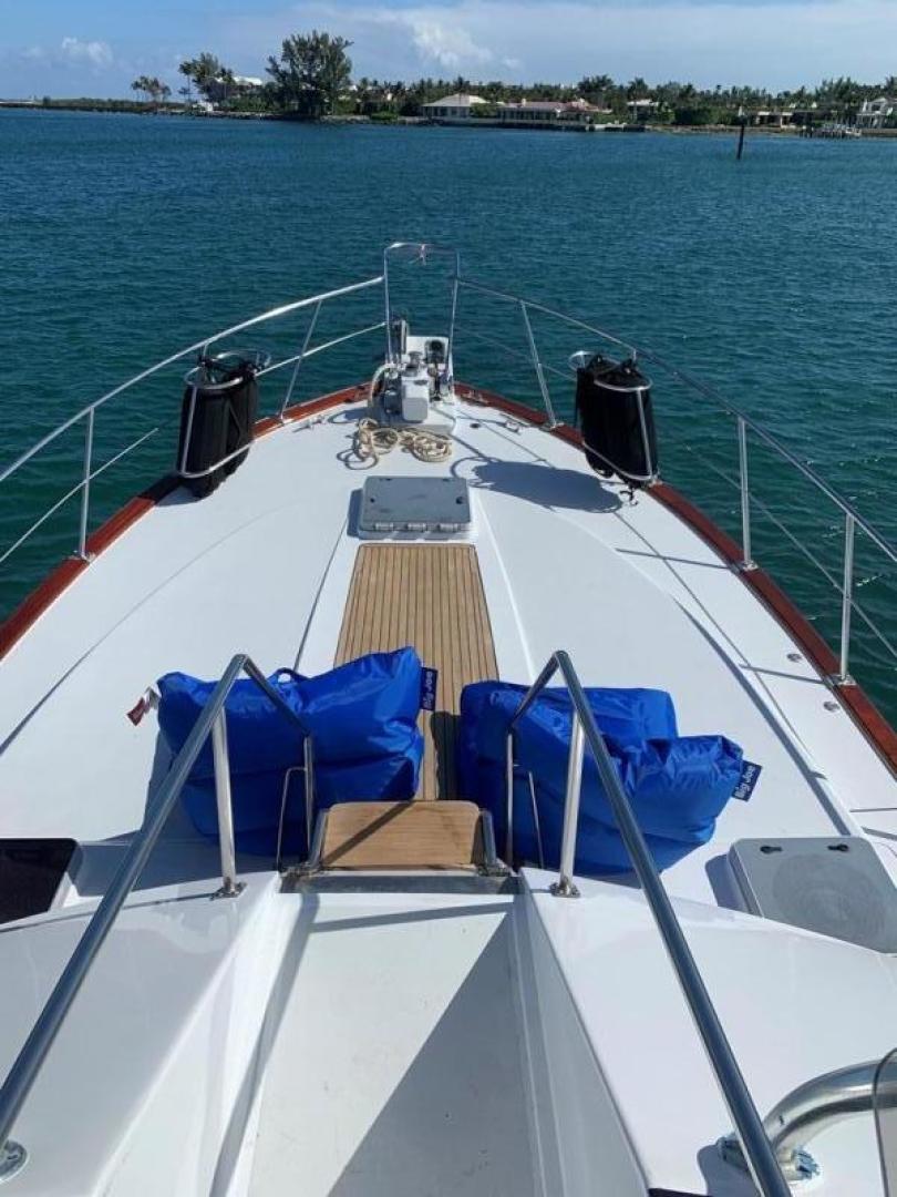 44' Island Gypsy Cruiser for Sale Motor Yachts Lucky Dog Curtis