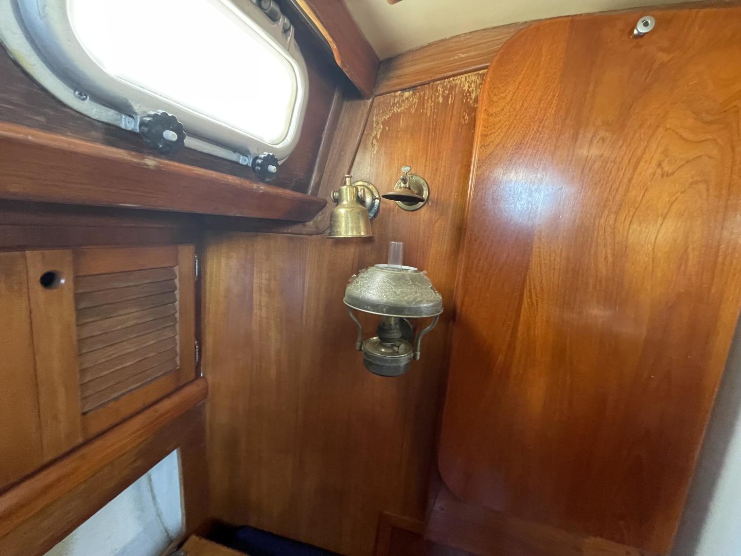 Chica 36ft Bristol Yacht For Sale Chica 36ft Bristol Yacht For Sale