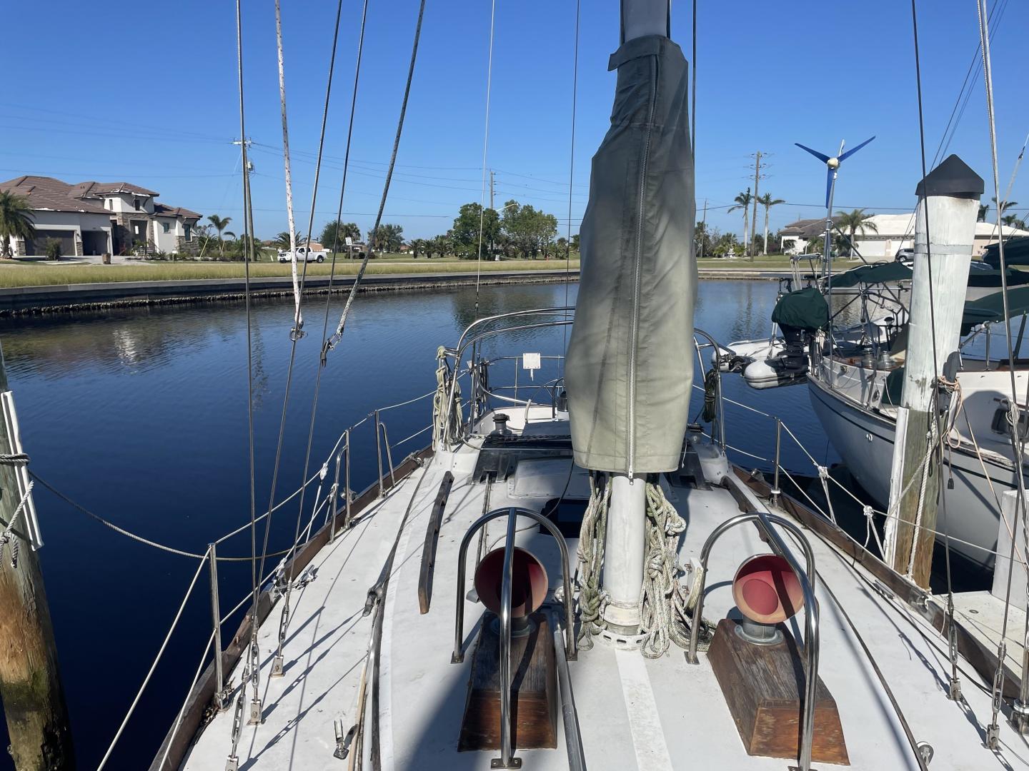 Chica 36ft Bristol Yacht For Sale Chica 36ft Bristol Yacht For Sale