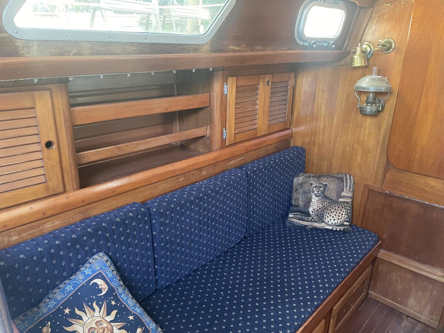 Chica 36ft Bristol Yacht For Sale Chica 36ft Bristol Yacht For Sale