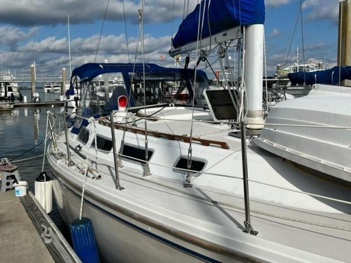 Vela 36ft Catalina Yacht For Sale