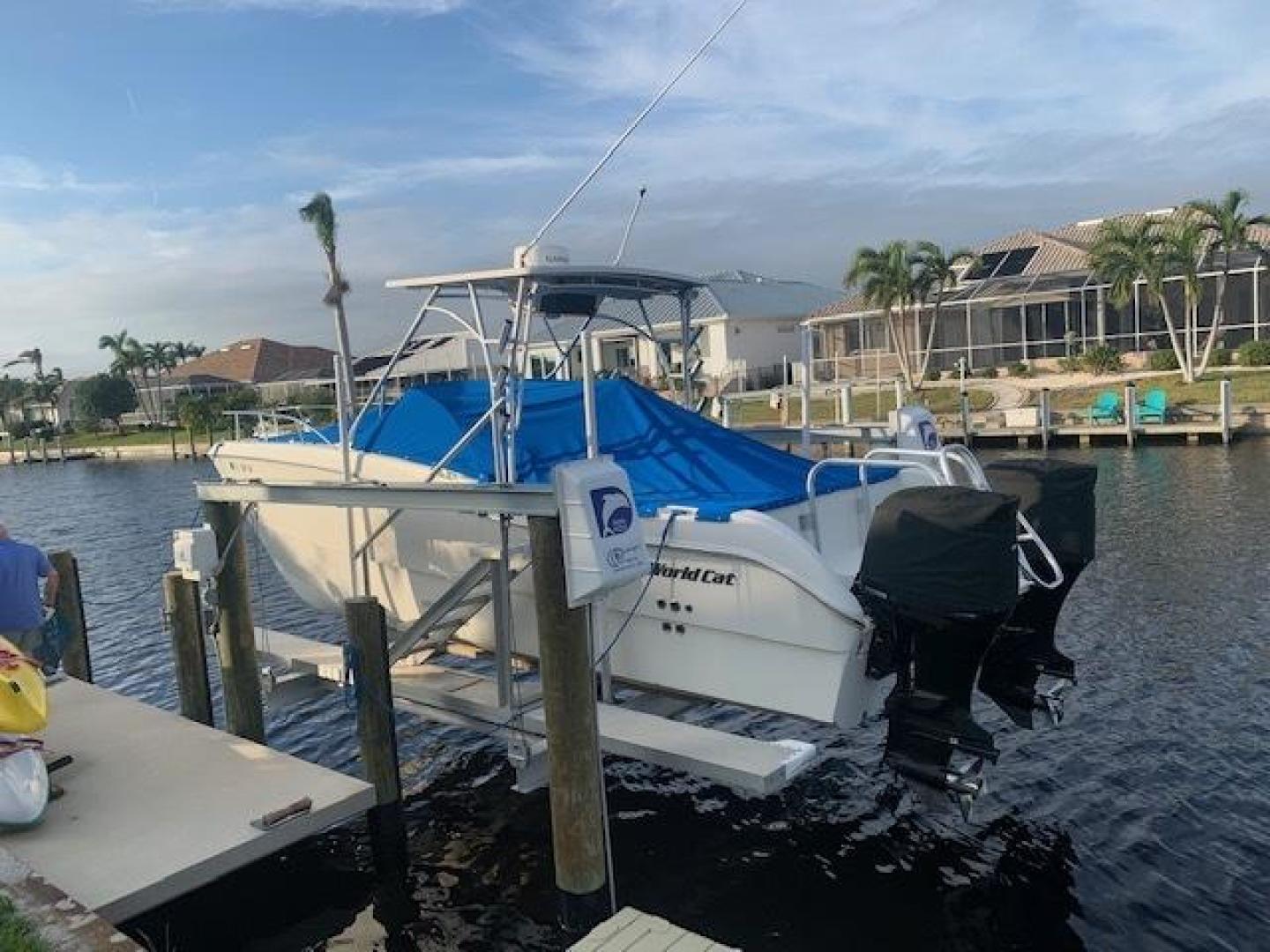 25ft World Cat Yacht For Sale