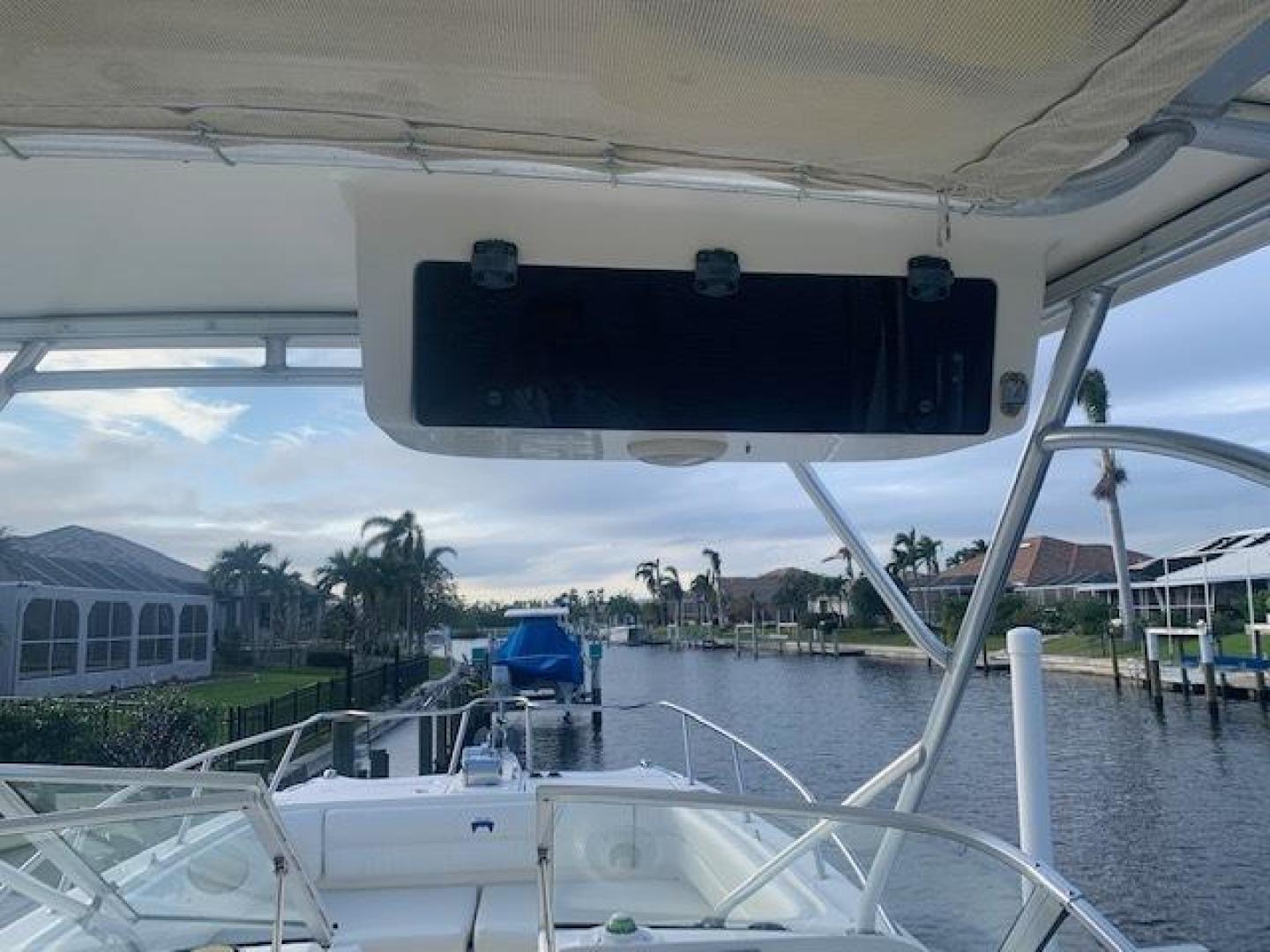 25ft World Cat Yacht For Sale