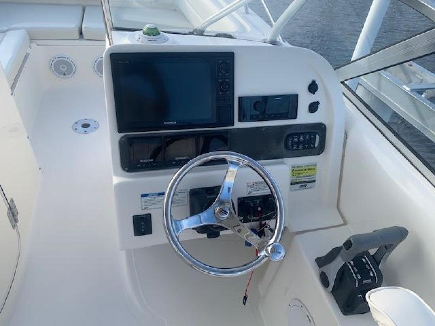 25ft World Cat Yacht For Sale