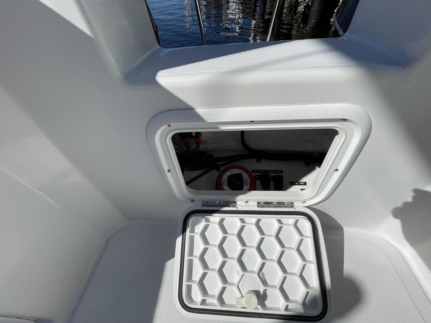 26ft Glacier Bay Yacht For Sale