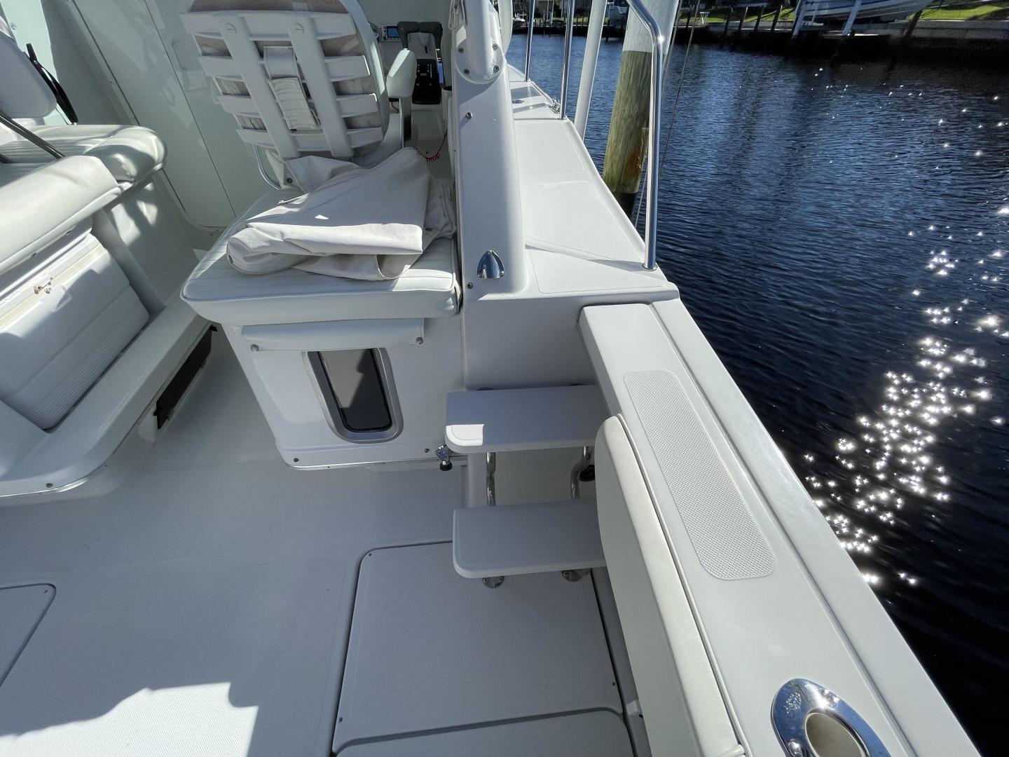 26ft Glacier Bay Yacht For Sale