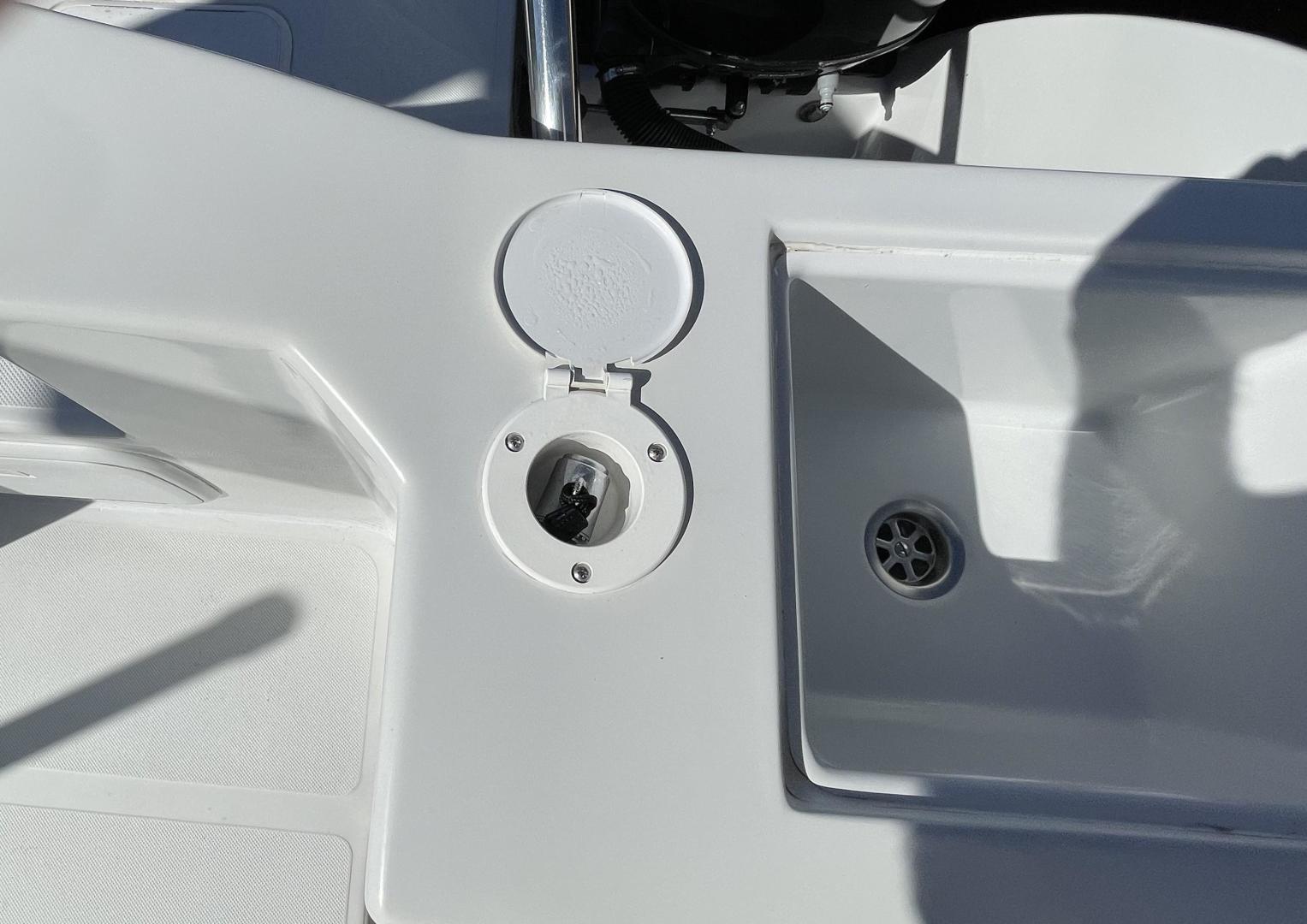 26ft Glacier Bay Yacht For Sale