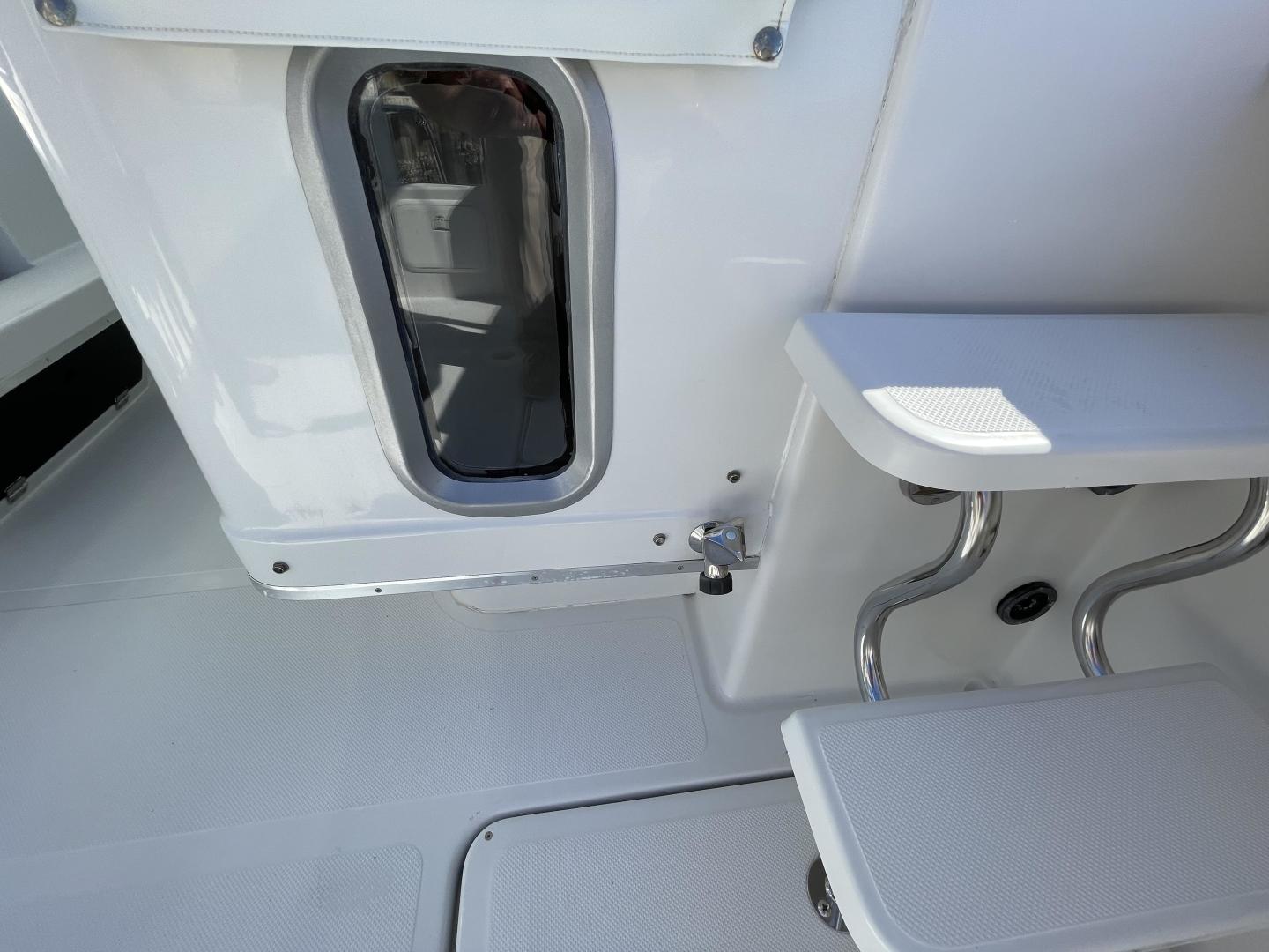 26ft Glacier Bay Yacht For Sale