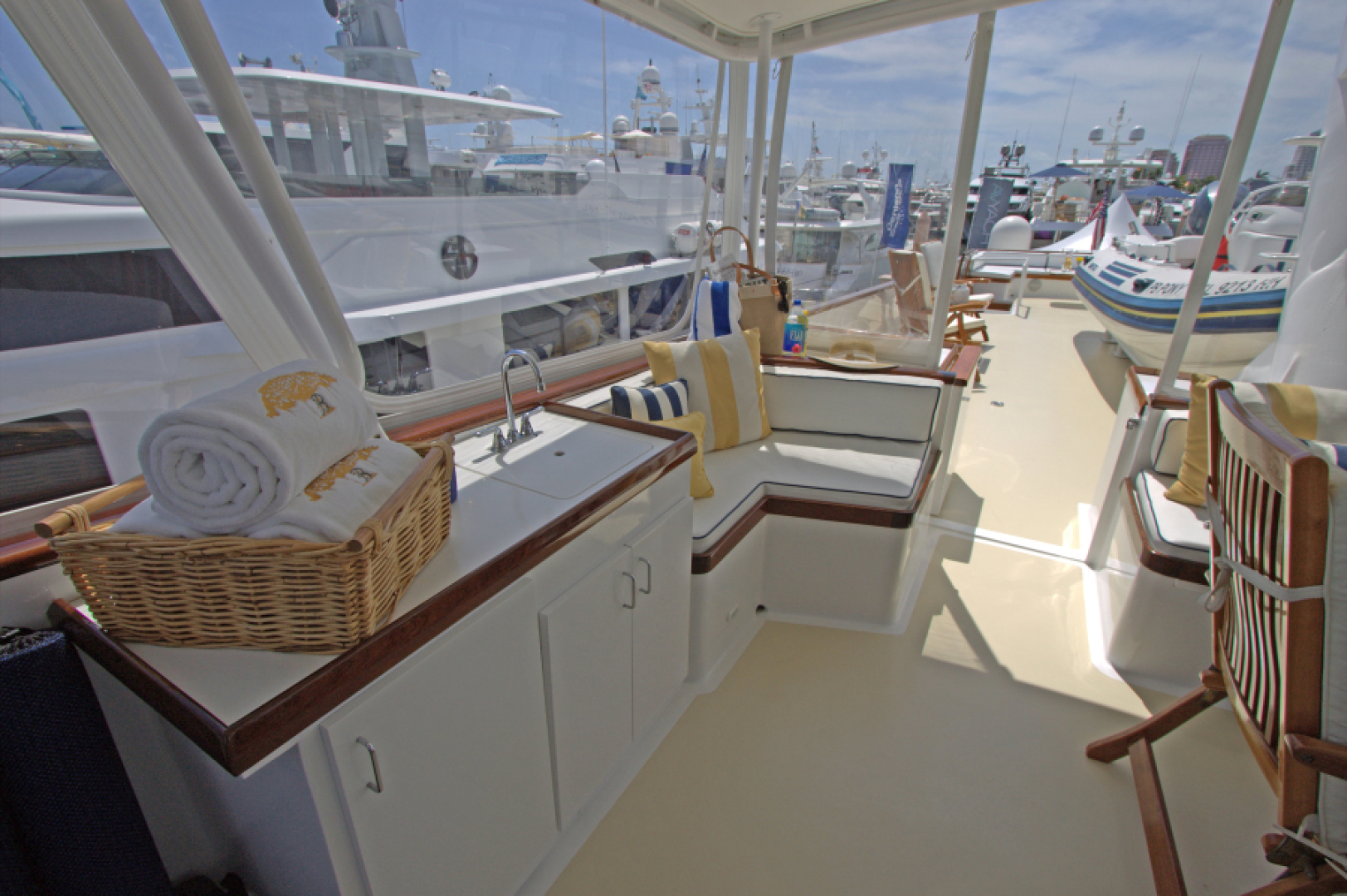 BANYAN 102ft Palmer Johnson Yacht For Sale