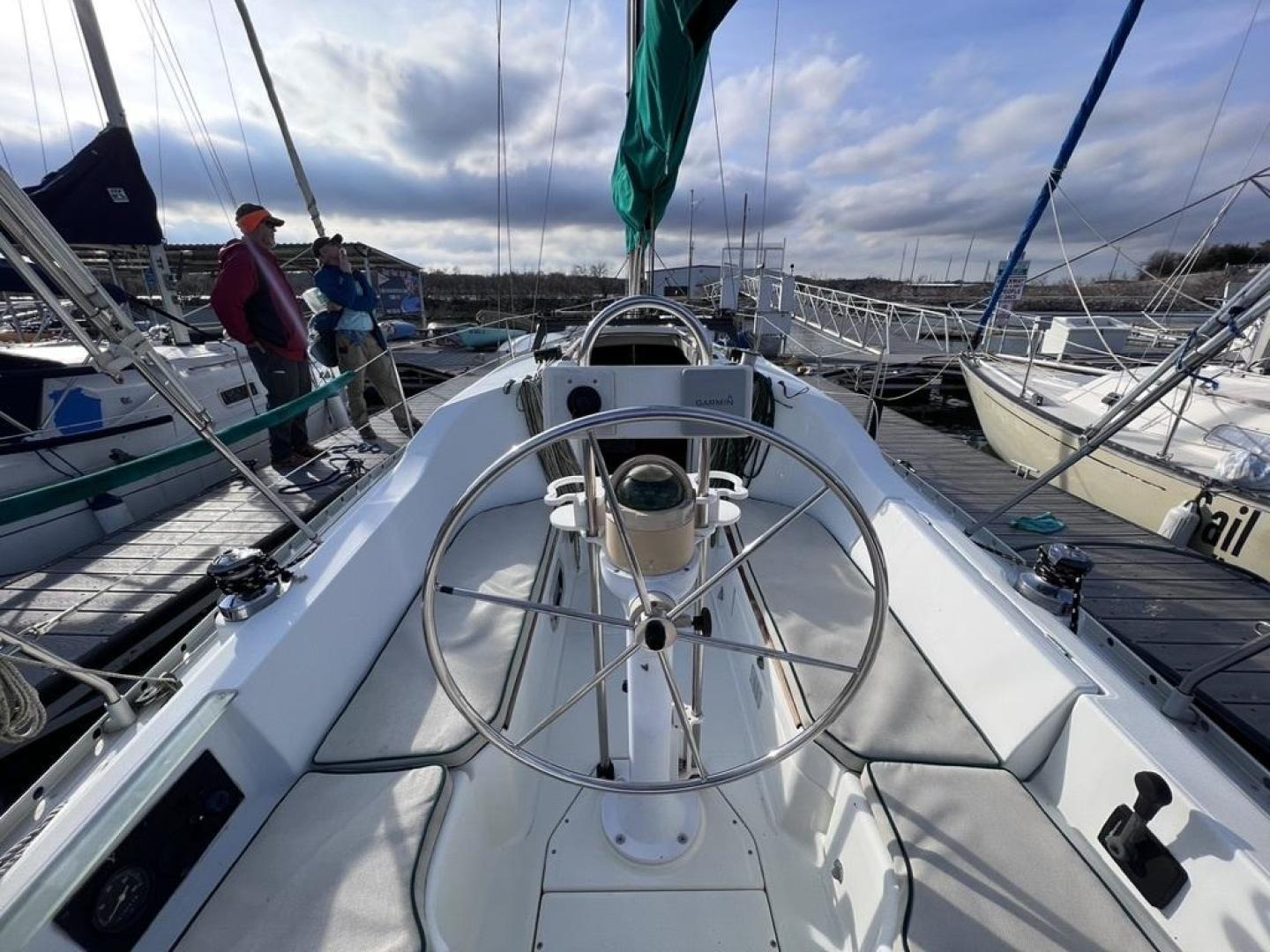 28ft Beneteau Yacht For Sale