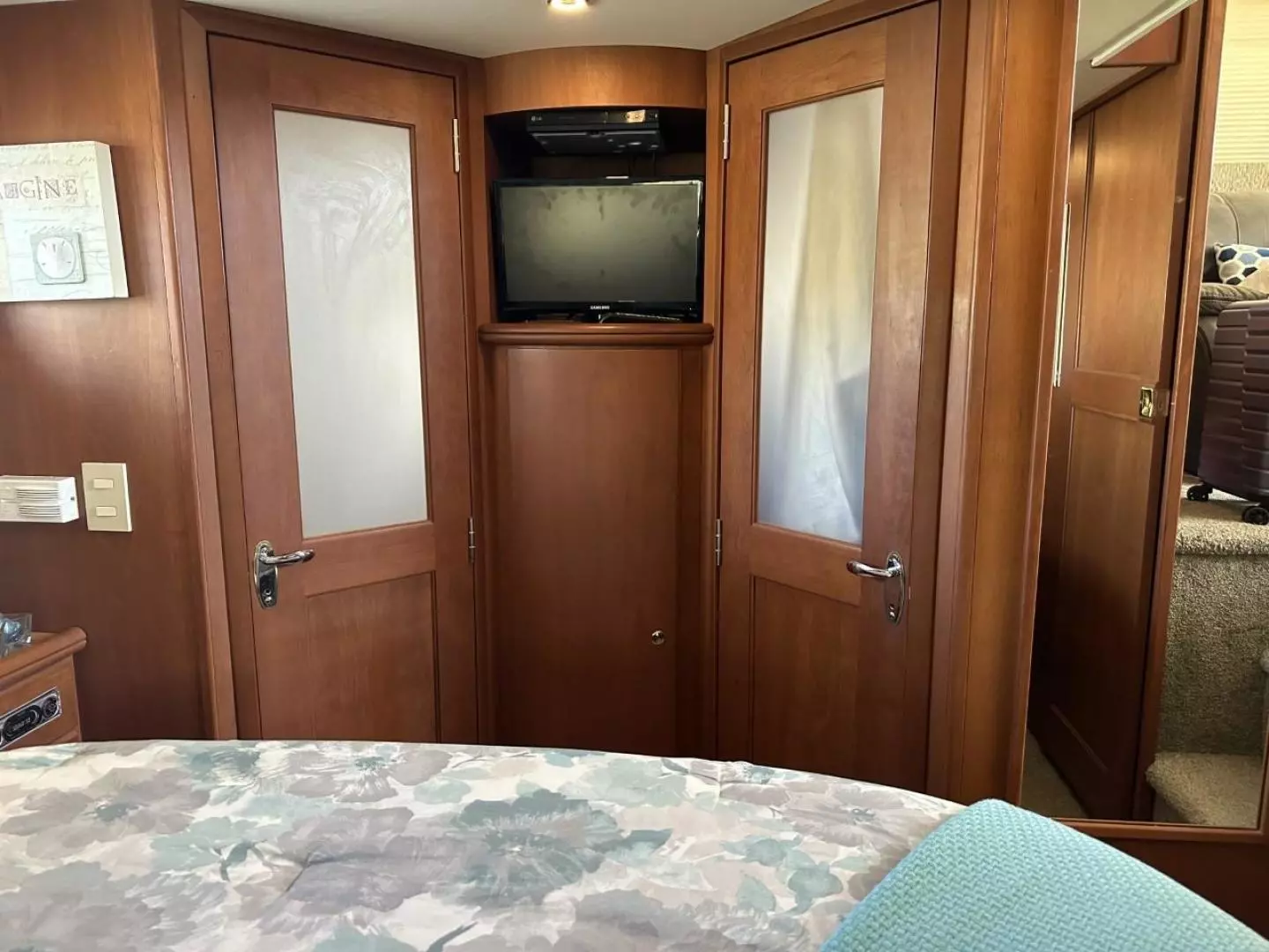 The Good Stuff 39ft Silverton Yacht For Sale The Good Stuff 39ft Silverton Yacht For Sale