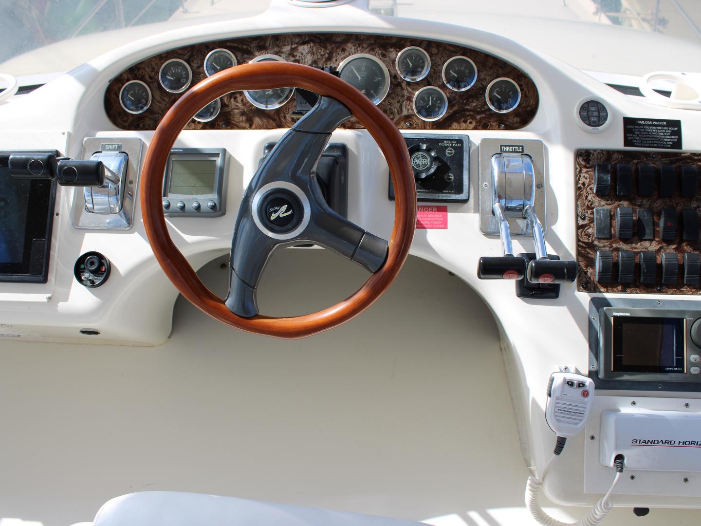 Positive Space 41ft Sea Ray Yacht For Sale