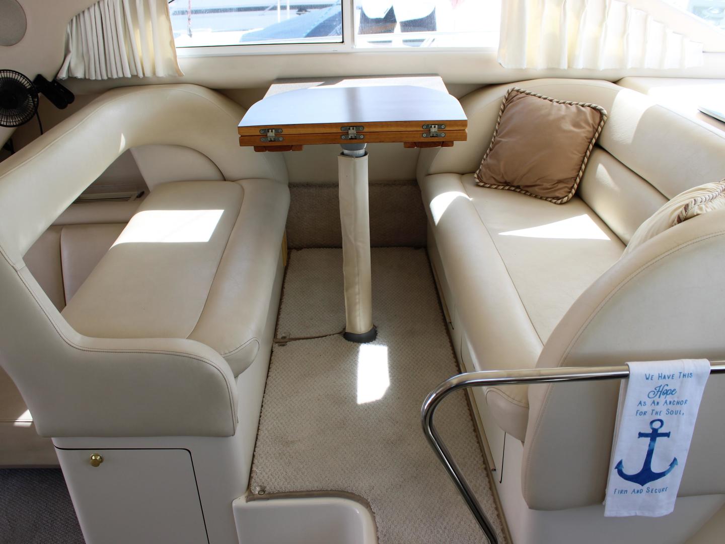 Positive Space 41ft Sea Ray Yacht For Sale
